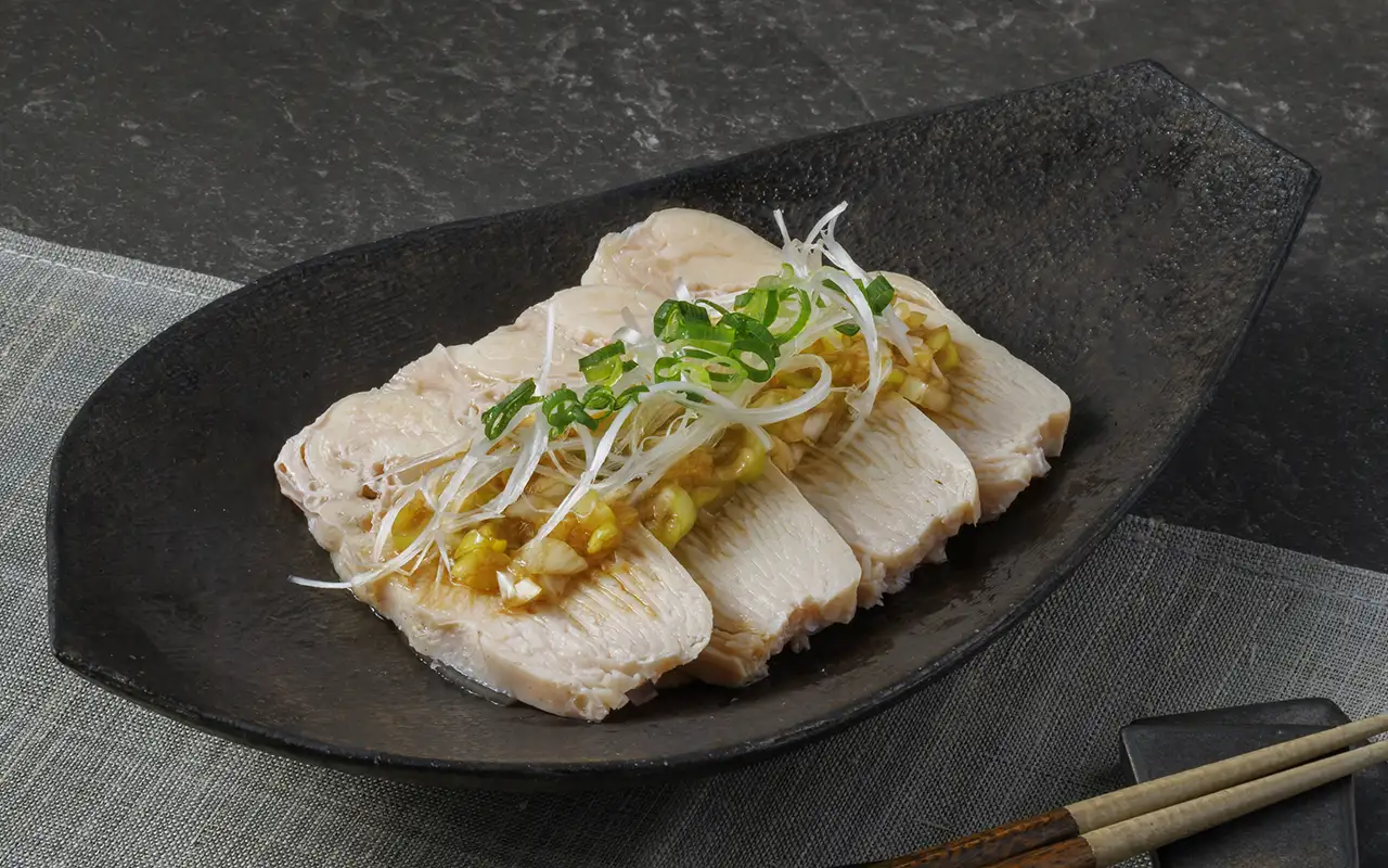 蒸し鶏の葱油ソースがけ ～葱油鶏～